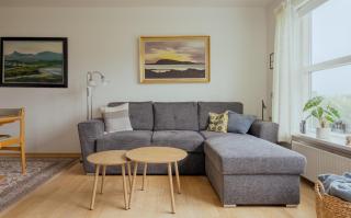 Cozy 2BR in Hoyvík - Family Friendly - Bright - 7