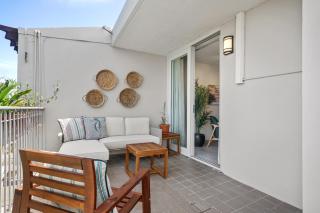 Beautiful Queen Penthouse with Large Terrace - 6