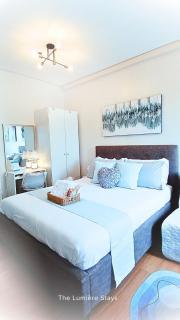 The Lumiére Stays Sophisticated Escape Mallside Charm - 6