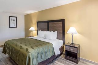 Quality Inn Escondido San Diego North County - 1