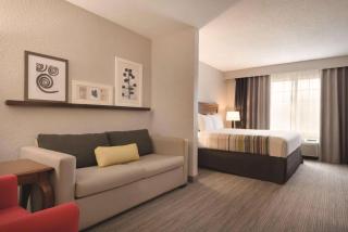 Country Inn & Suites by Radisson, Valparaiso, IN - 1