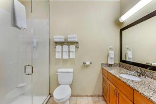 MainStay Suites Stanley - 4