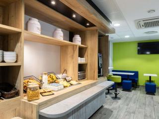 ibis budget Bordeaux Centre Mériadeck - Bordéus - 9