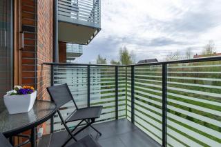 Rybacka Comfy Apartment with Balcony by Noclegi Renters - 8