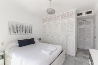 Expoholidays - Puerto Aguadulce (Av Carlos III 432 3ºI) - 2