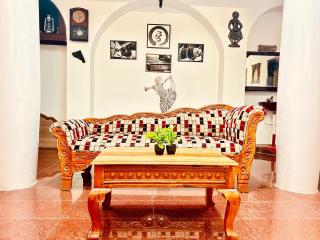 Heritage Gratitude House - 1