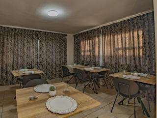 Olive Grove Bed & Breakfast - 3