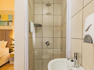 Olive Grove Bed & Breakfast - 8
