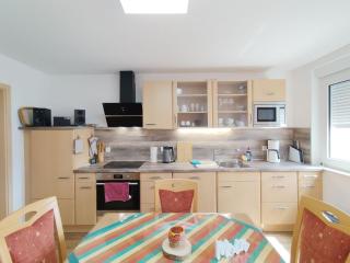 Gemütliches Ferienhaus Lütje Huske mit Garten, 25666 - Weener - 8