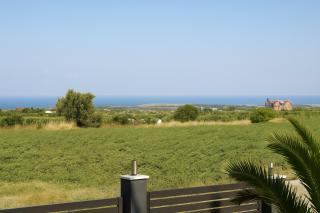 Villa Erytha - Serene Retreat with Views & Garden - 9