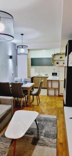 Sofi Lux Apartment - 8