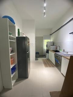 Puteri Elaisha Homestay - 9