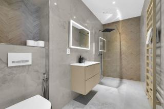 Trendy apartment in central - 6