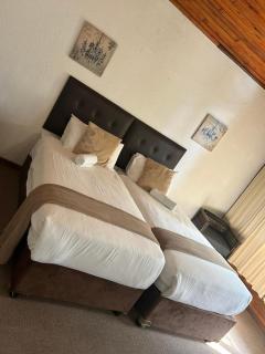 North Coast Gateway Hotel - 3