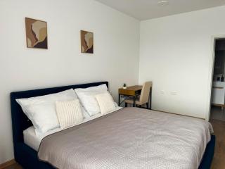 Apartments Sered - 1