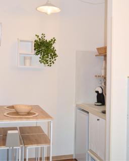 La Petite Room - 1