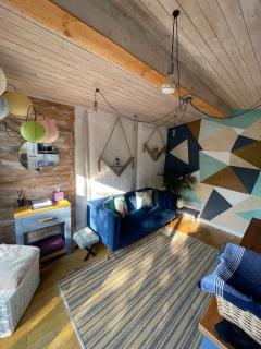 The Wendy house - 8