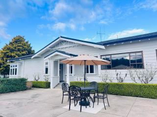 Villa Newstead Luxury Stay Near Hamilton - 9