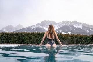 Aparthotel Familiaris - Family Apartments - Pools & Spa in Dolomites - 3