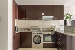 Silkhaus Vacation Homes Modern Studio in Sky Gardens Tower DIFC - 3