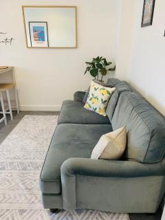 Coastal Retreat Guest Suite - 8