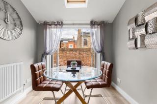 Prospect Place - Victorian Home - Free Parking - Central - 9