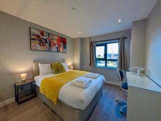 Modern and Charming Flat With Great Views - 2
