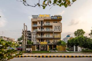 Lime Tree Hotel - Near Medanta Hospital - 9