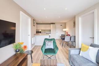 Near Xmas Market & Stadium-Parking-Wifi-Sleeps 6 - 1