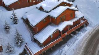 Chalet Pandora by Snow Retreat catered chalets - 8