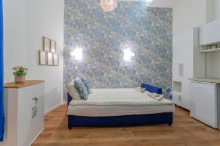 Urban Harmony Studios & Apartment on Akacfa Street - 0