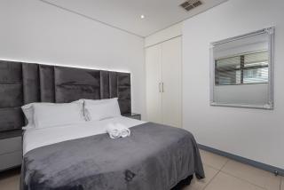 305 Beacon Rock - by Stay in Umhlanga - 1