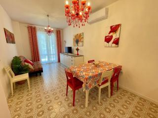 Apartment with garden and pool - 3