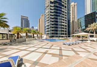 New Modern Marina View Apartment in Bay Central - 1