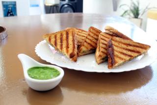 Hostel De Offlanders Rishikesh - Stay Connect & Explore - 7