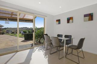 Logans Beach Apartments - Elements - 5