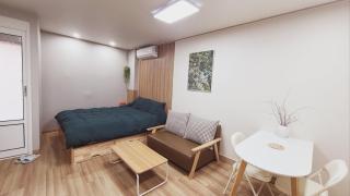 Fom House - 4