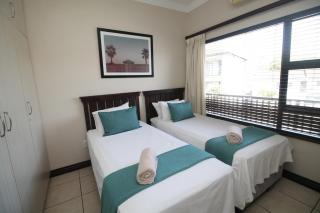 Topanga Beach Apartment - 2