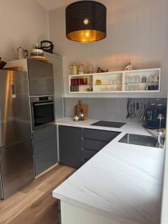 4BR Summerhouse with HotTub and Sauna in South Iceland - 9