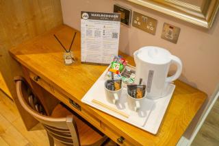 Marlborough Hotel - 1