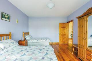 5 Bed in Westport oc-ii06251 - 1