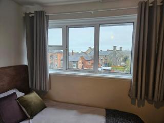 Queens Room - 4