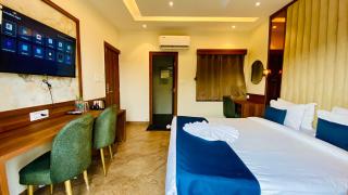 The Velar Hotel, Vijay Nagar - 8