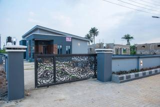 Pelican Ecostay Apartments - 1