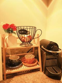 Cozy 1BR Condo along EDSA Makati near NAIA - 5