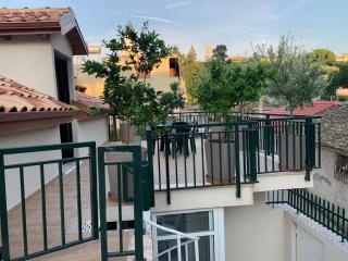 Muradie 2 bedroom House - 2