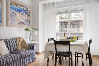 Lets Holidays Centric Apartment in Barcelona - 1