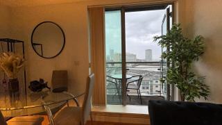 Stylish Apartment - City Centre - Secure Parking - Fast Wifi - Balcony 279O - 3