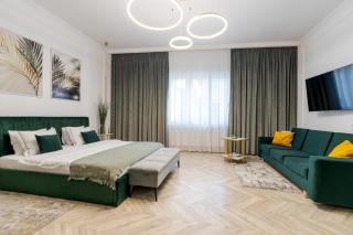 High Ceilings Apartments Bucharest GARDEN - Parking - 2