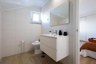 Casa Férias com Piscina Aquecida e Suítes Privadas 3 - 9